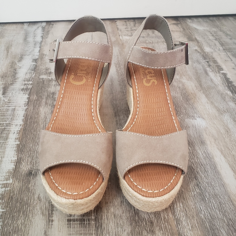 Circus by Sam Edelman Delilah Tan Wedge Espadrille Heel Size 8 - Picture 3 of 13